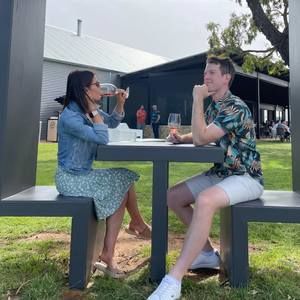 Meet your Posher, Rebecca